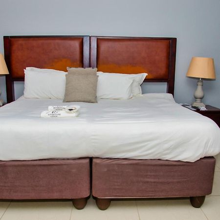 Riverstone Guest Lodge Harare Exteriör bild