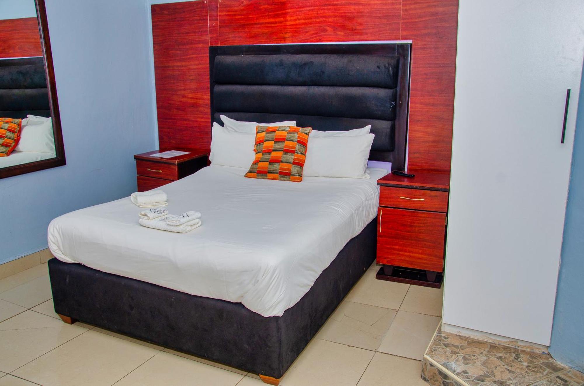 Riverstone Guest Lodge Harare Exteriör bild