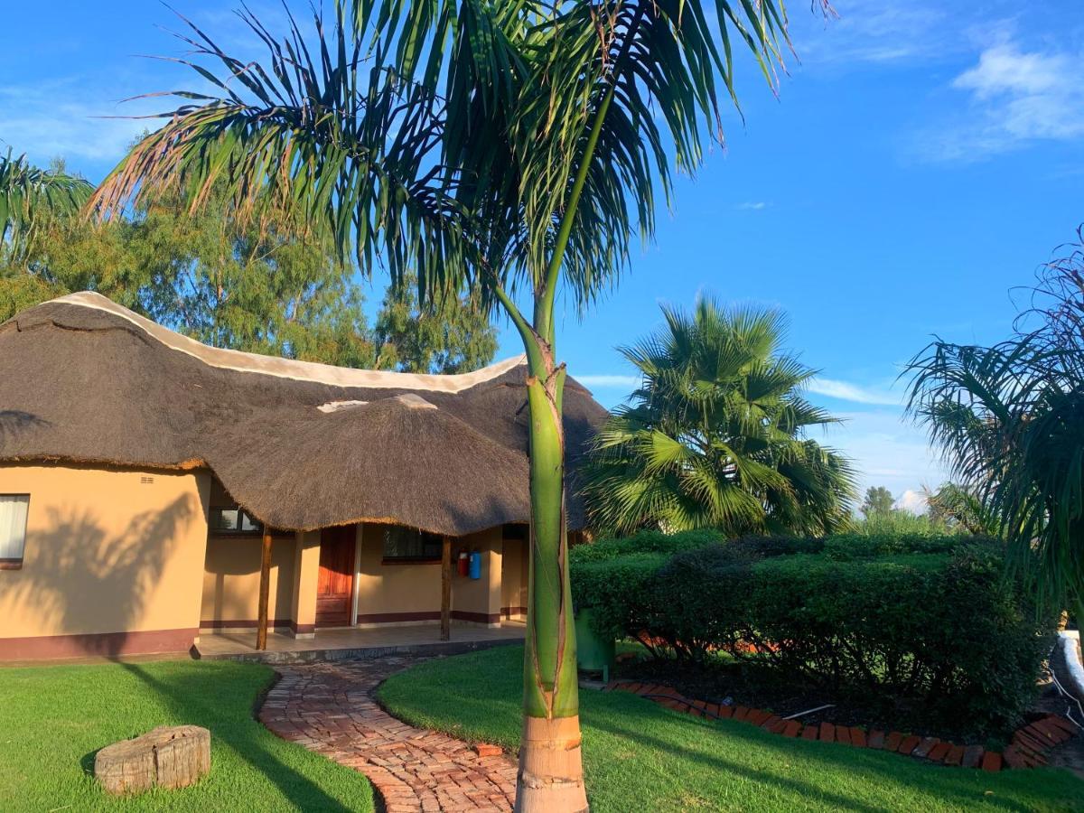 Riverstone Guest Lodge Harare Exteriör bild